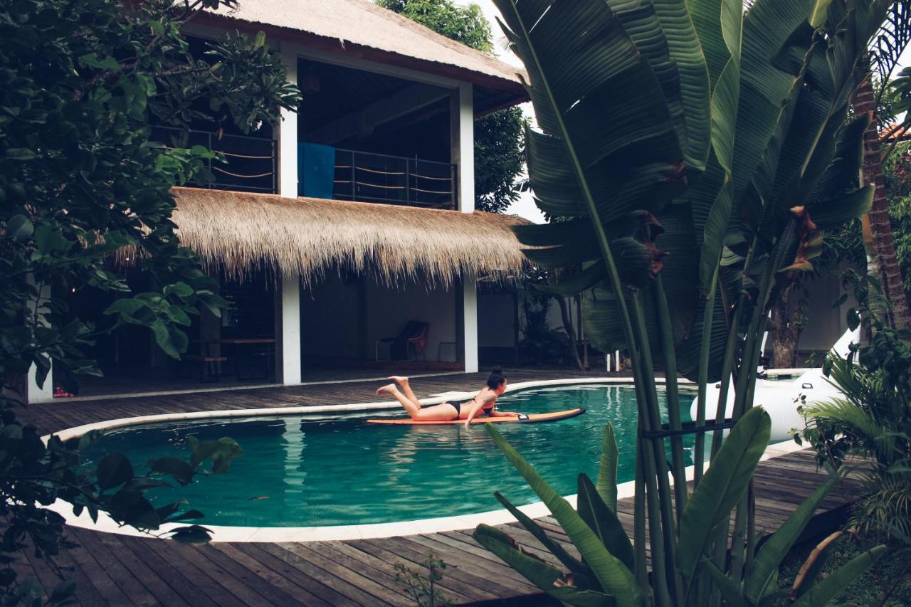 Endless Summer Surf Camp Kuta Kuta Lombok Eksteriør billede