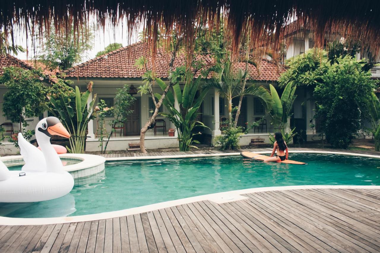 Endless Summer Surf Camp Kuta Kuta Lombok Eksteriør billede