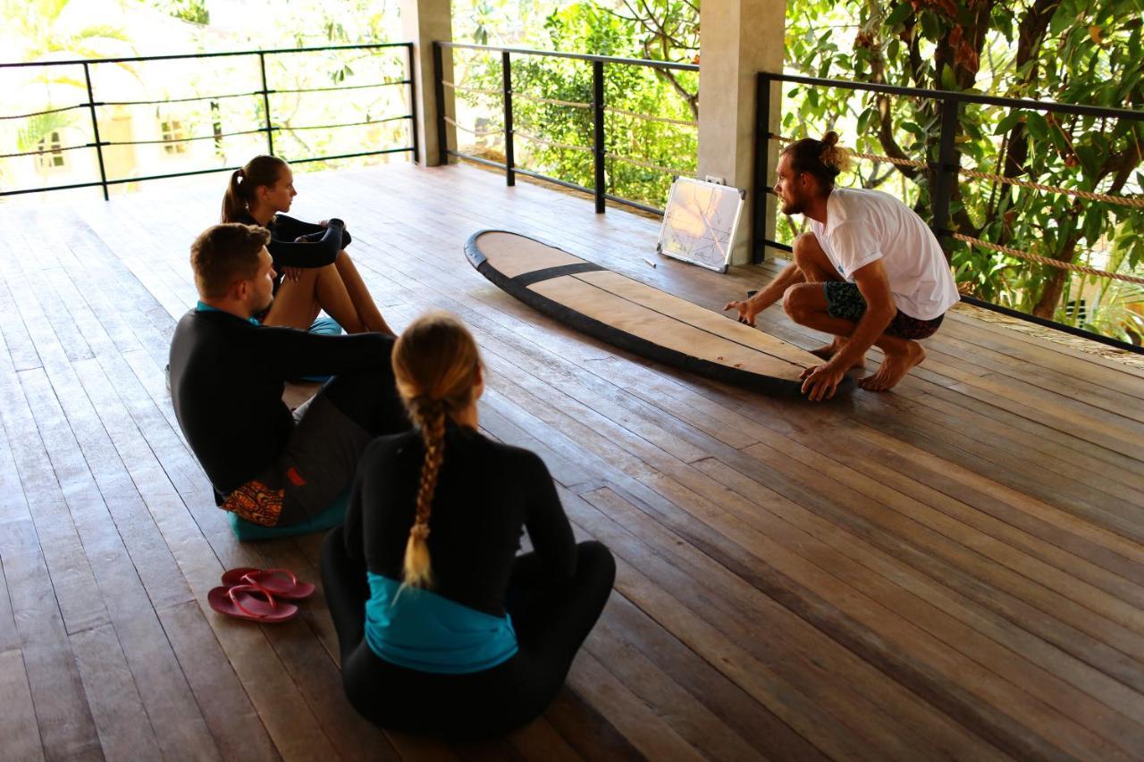 Endless Summer Surf Camp Kuta Kuta Lombok Eksteriør billede