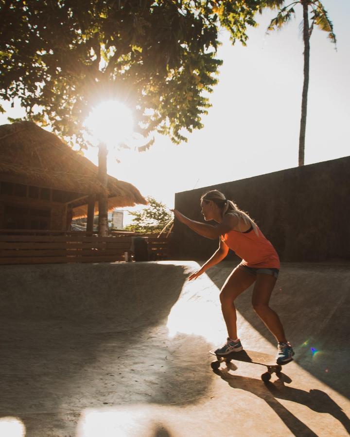 Endless Summer Surf Camp Kuta Kuta Lombok Eksteriør billede
