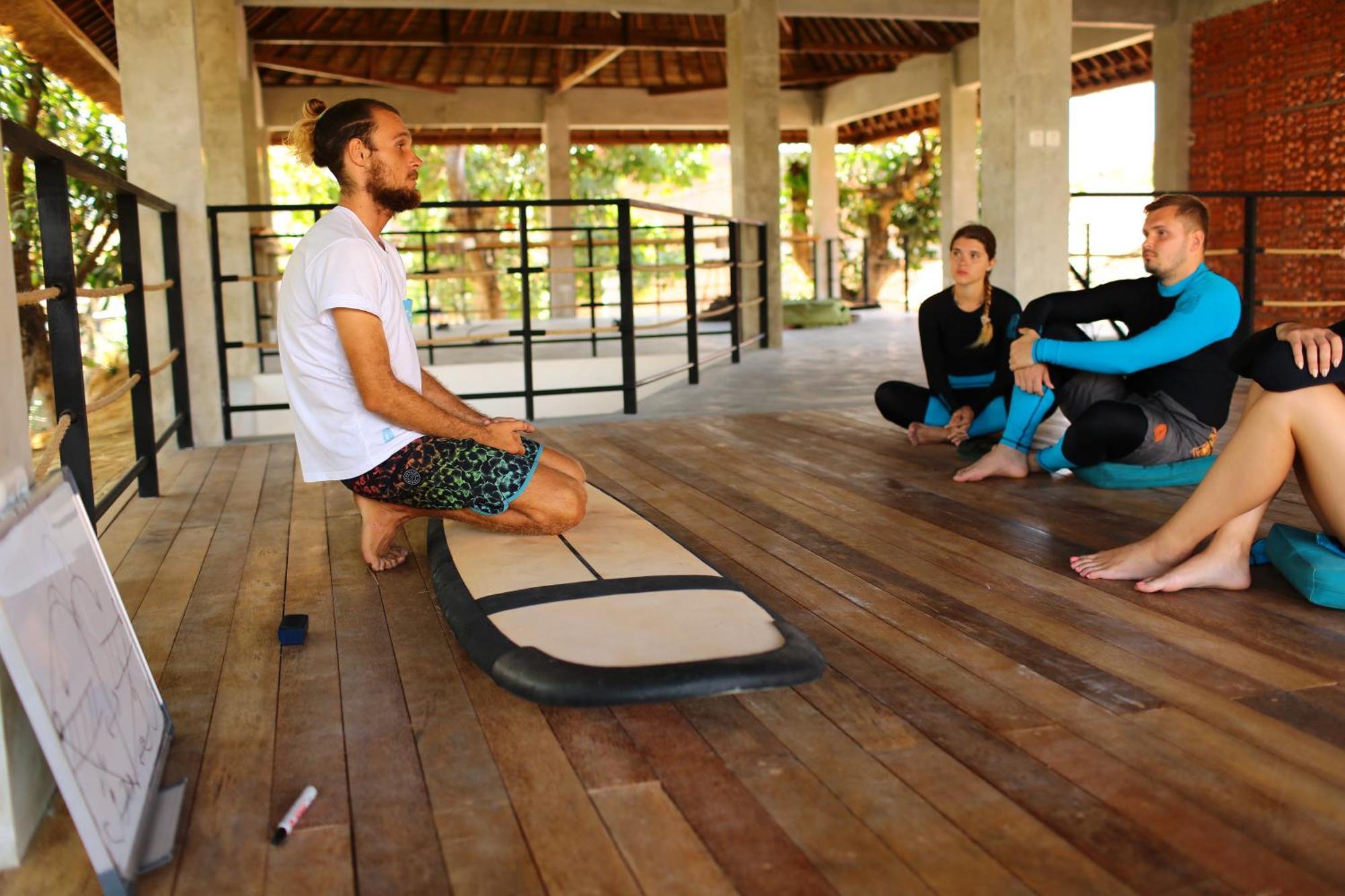 Endless Summer Surf Camp Kuta Kuta Lombok Eksteriør billede